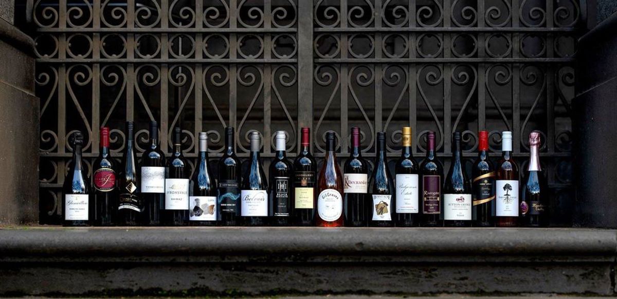 Wine Bank on View - Logo