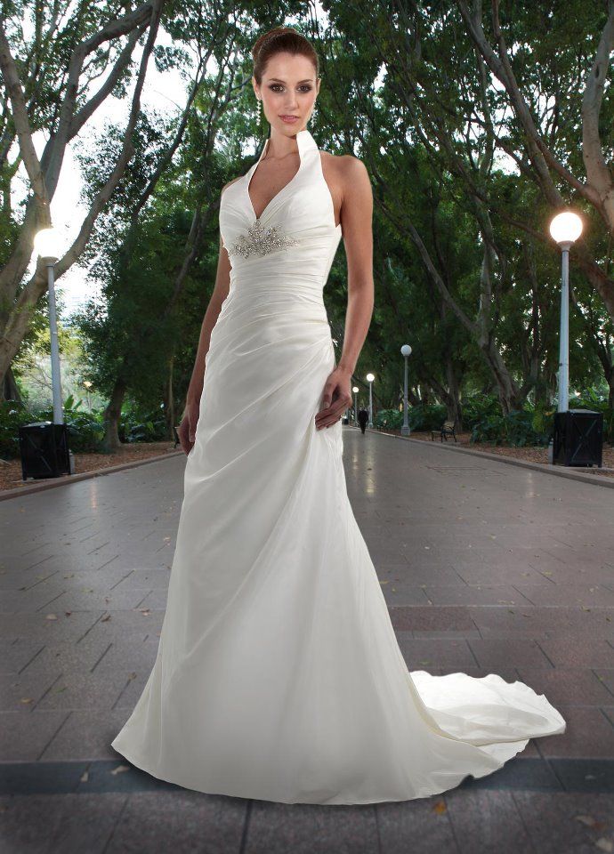 Wishing Well Bridal and Formal Wear - Logo