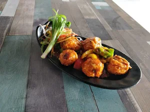 Wok 'N' A Box - Cover photo