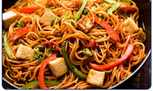 Wok On Point - Logo