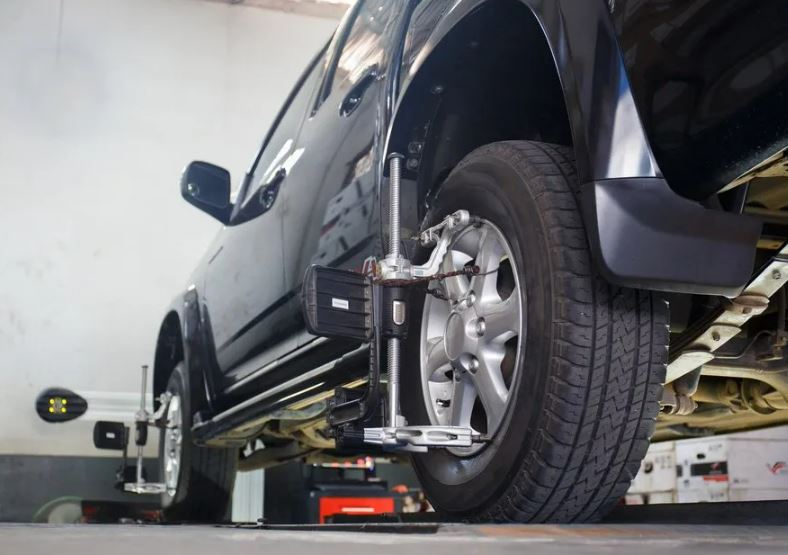 Wollongong Auto Excellence - Logo