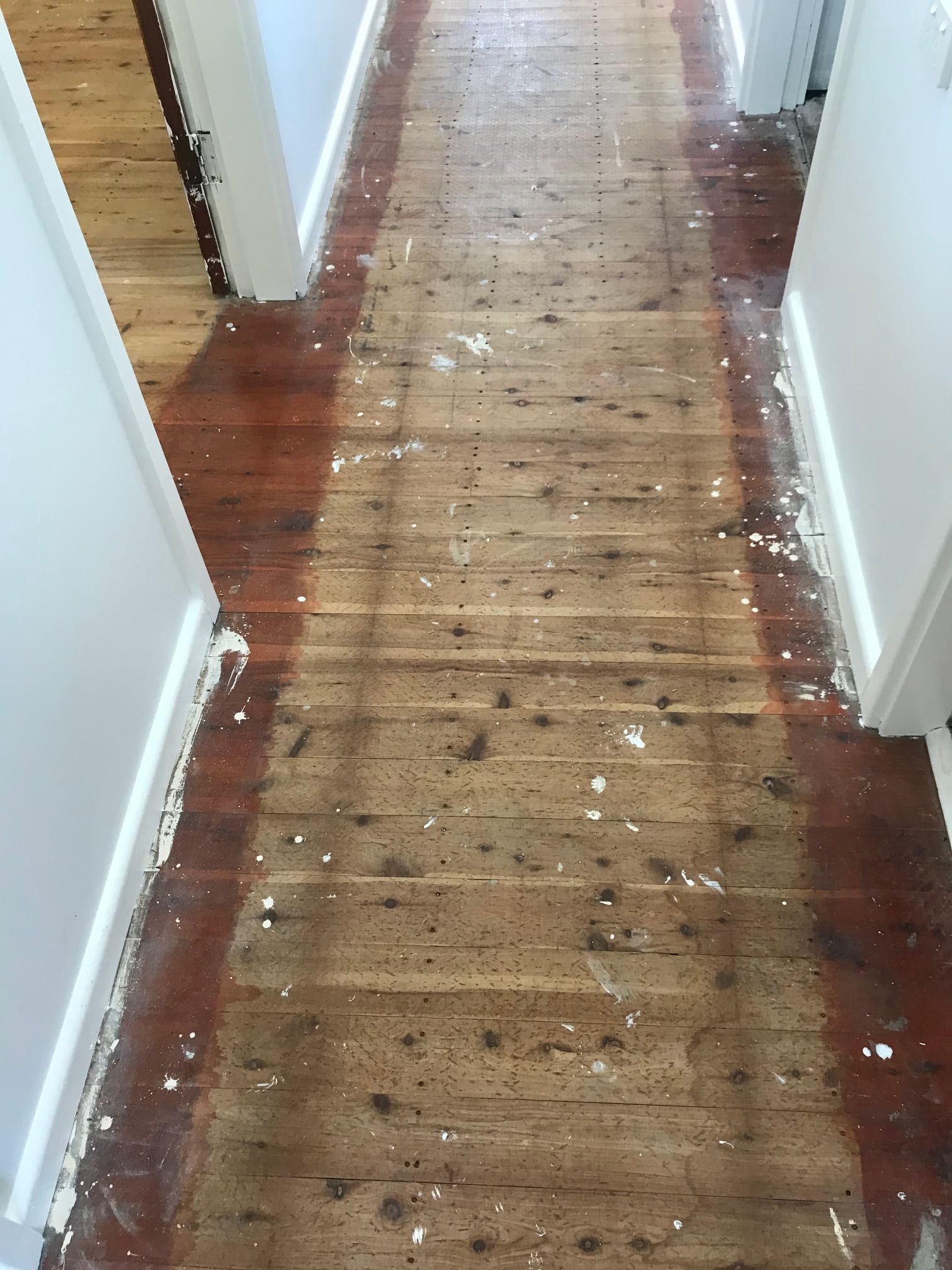 Wollongong Floor Sanding & Polishing - Logo