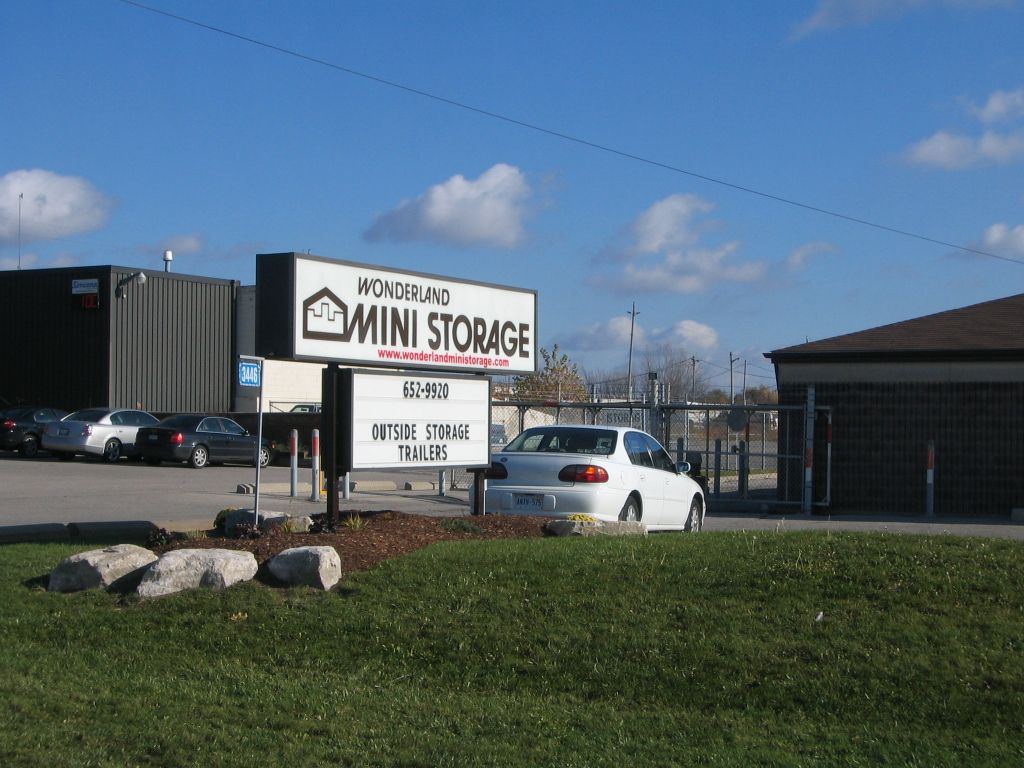 Wonderland Mini Storage - Logo