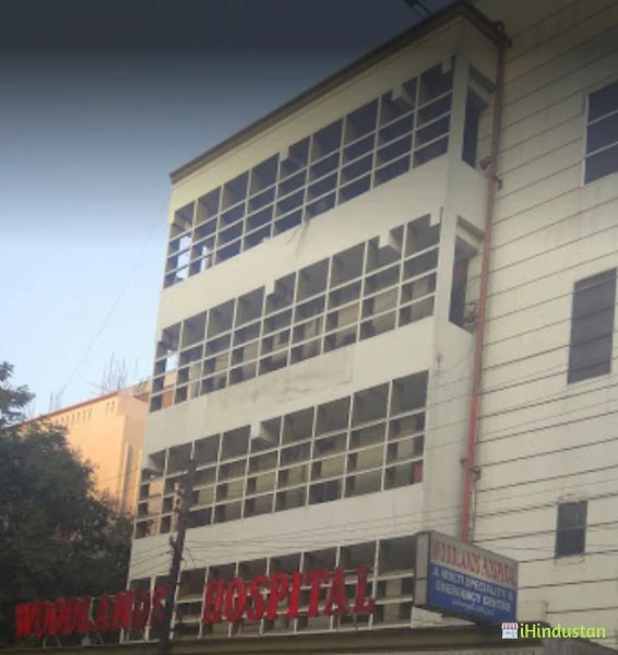 Woodlands Hospital - Logo