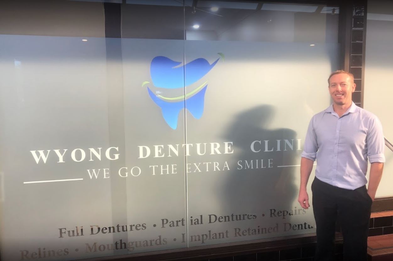 Wyong Denture Clinic - Logo