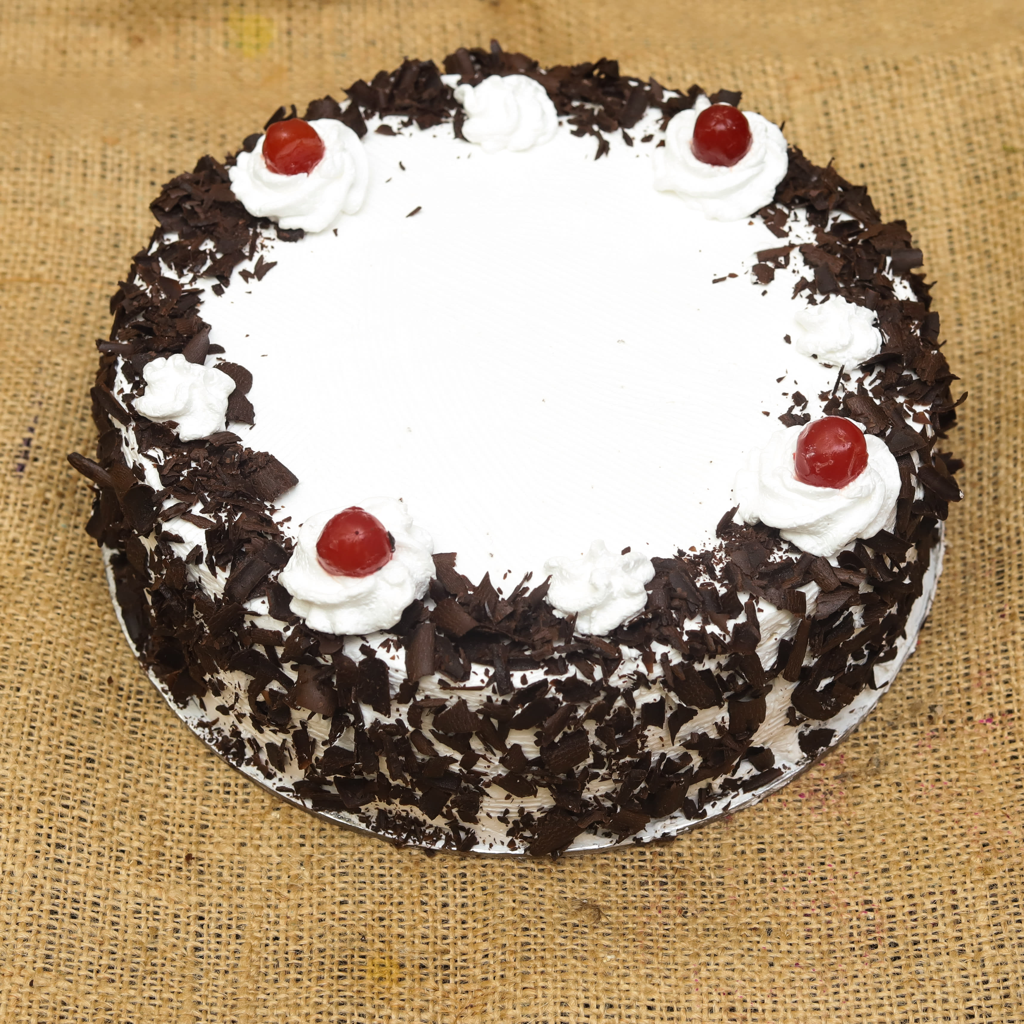 Yami Homemade Cakes - Logo