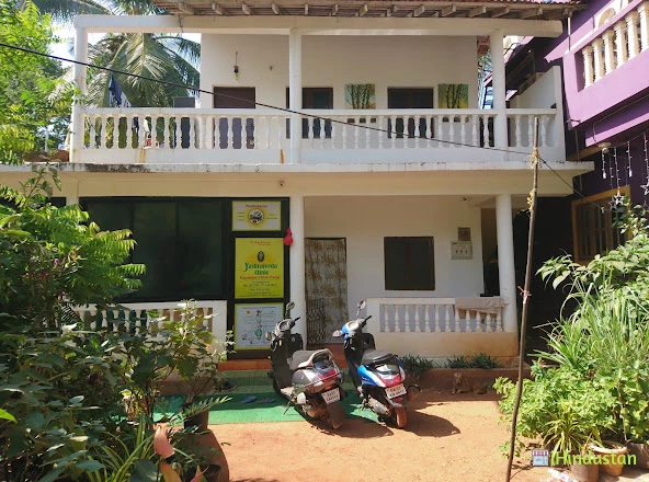 Yashraj Clinic - Logo