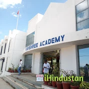 Yashshree Academy - Logo