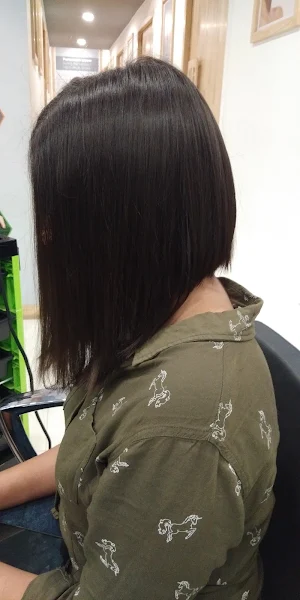 YLG Salon - Cover photo