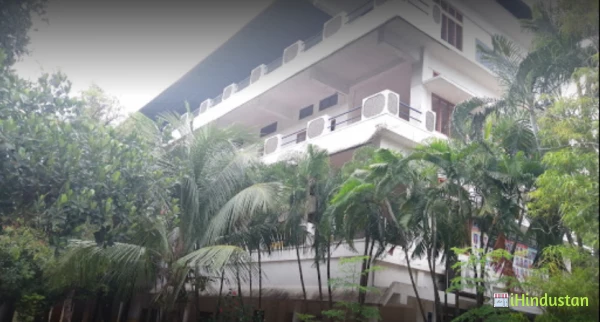Younus College Of Engineering & Technology - Logo