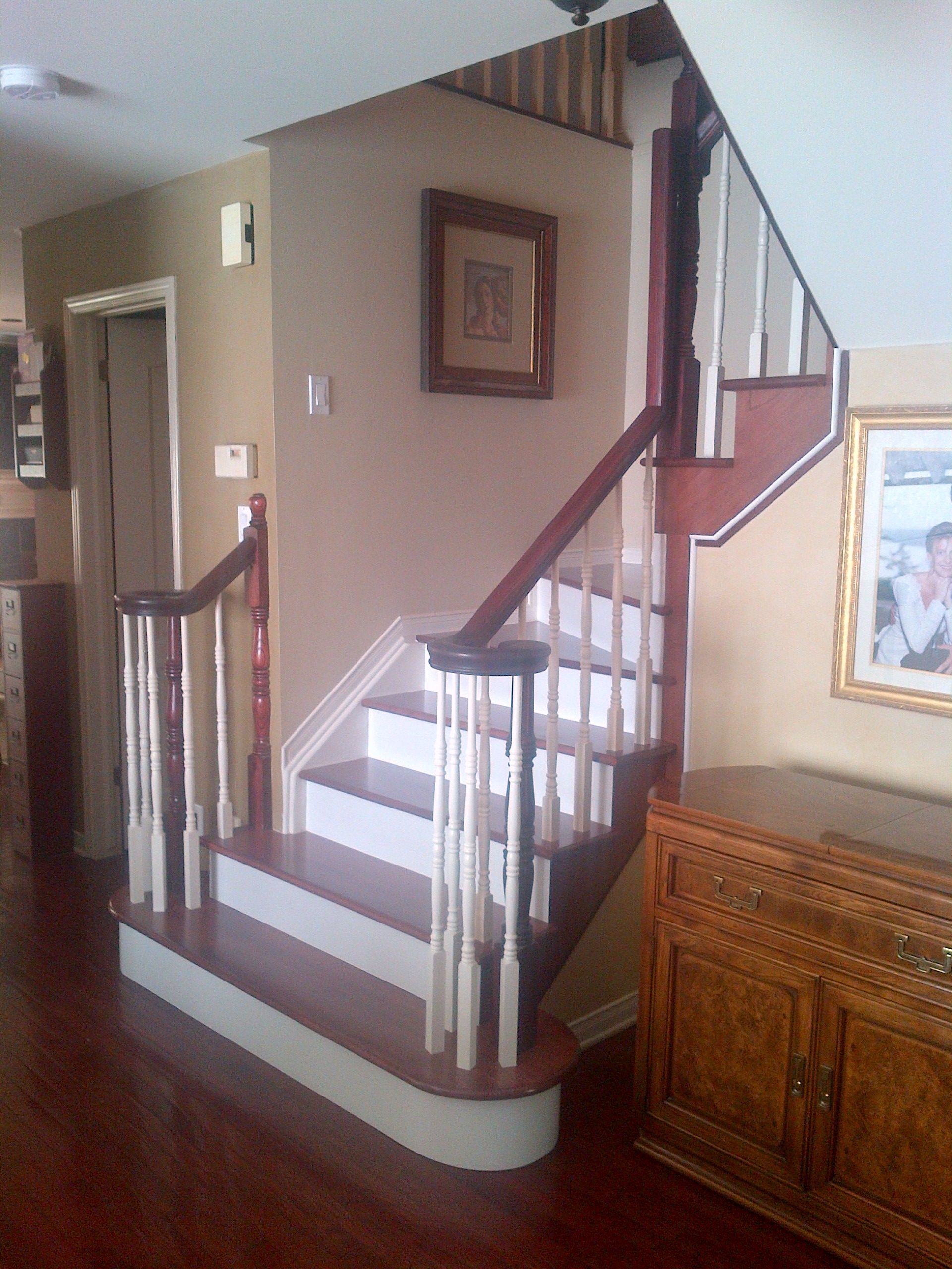 Your Homes Flooring Inc. - Logo