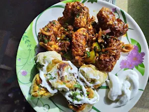 Yummy Momos - Cover photo