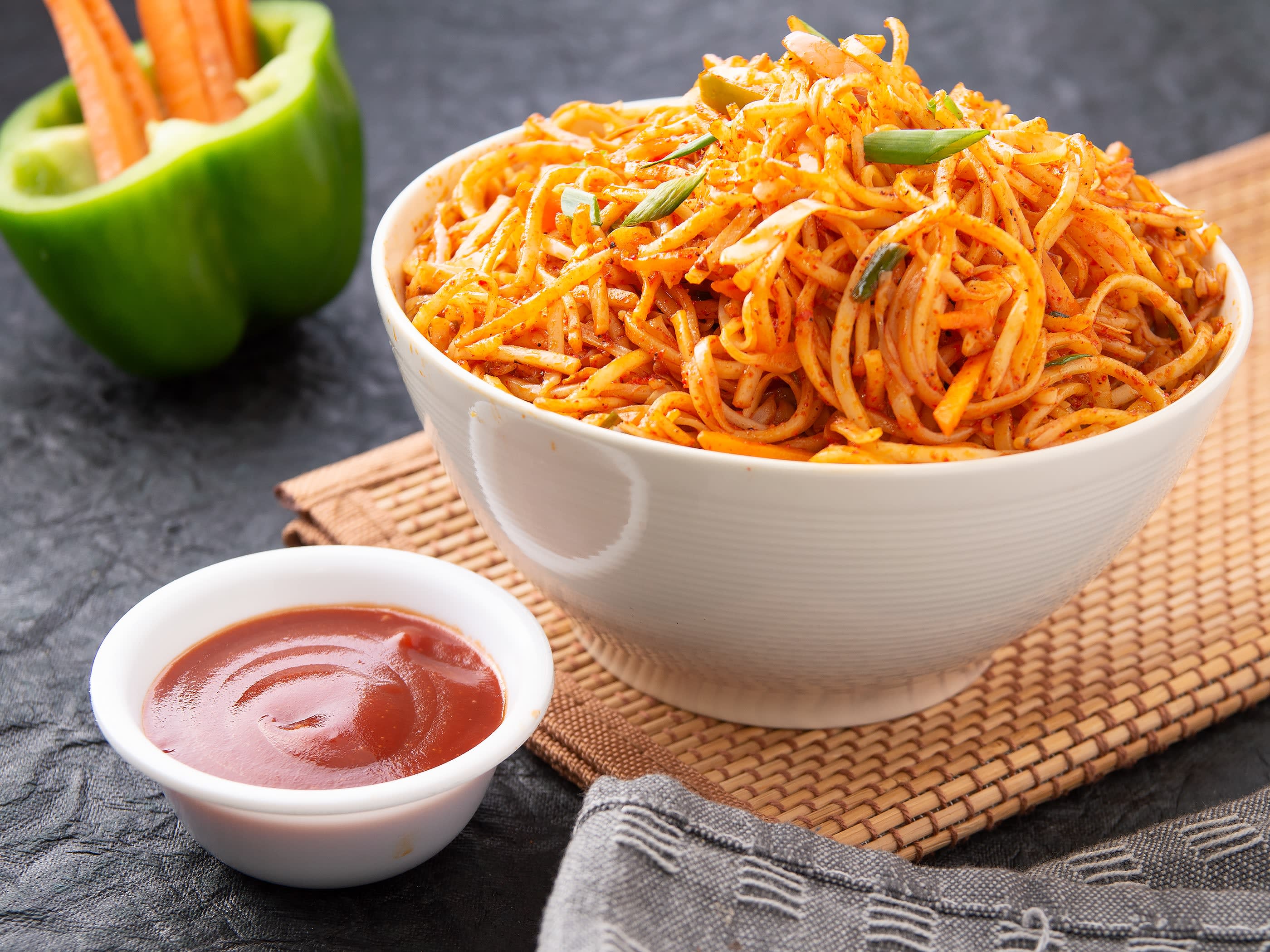 Yummy Express Restro - Logo