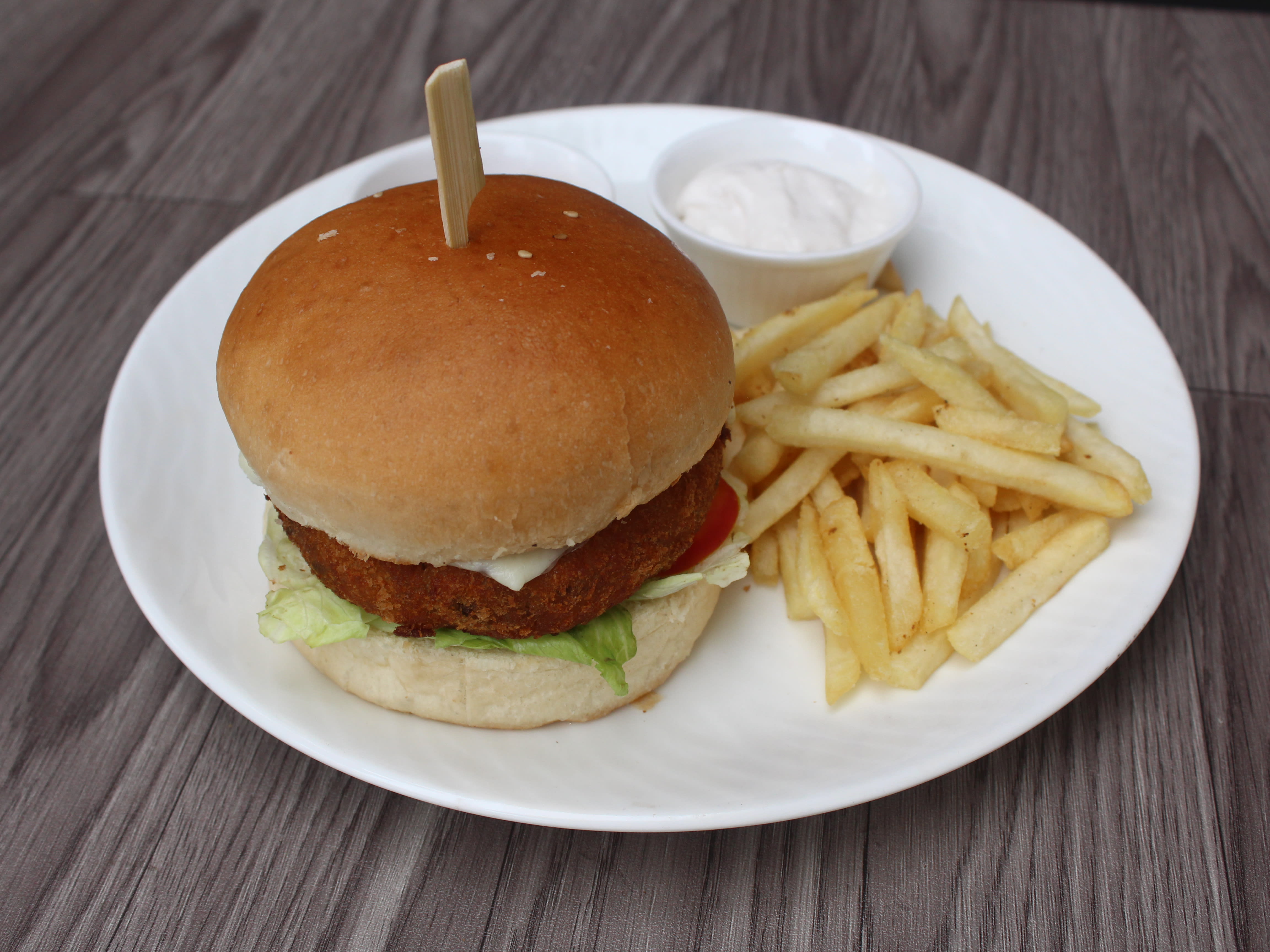 Yummy Foods - Logo