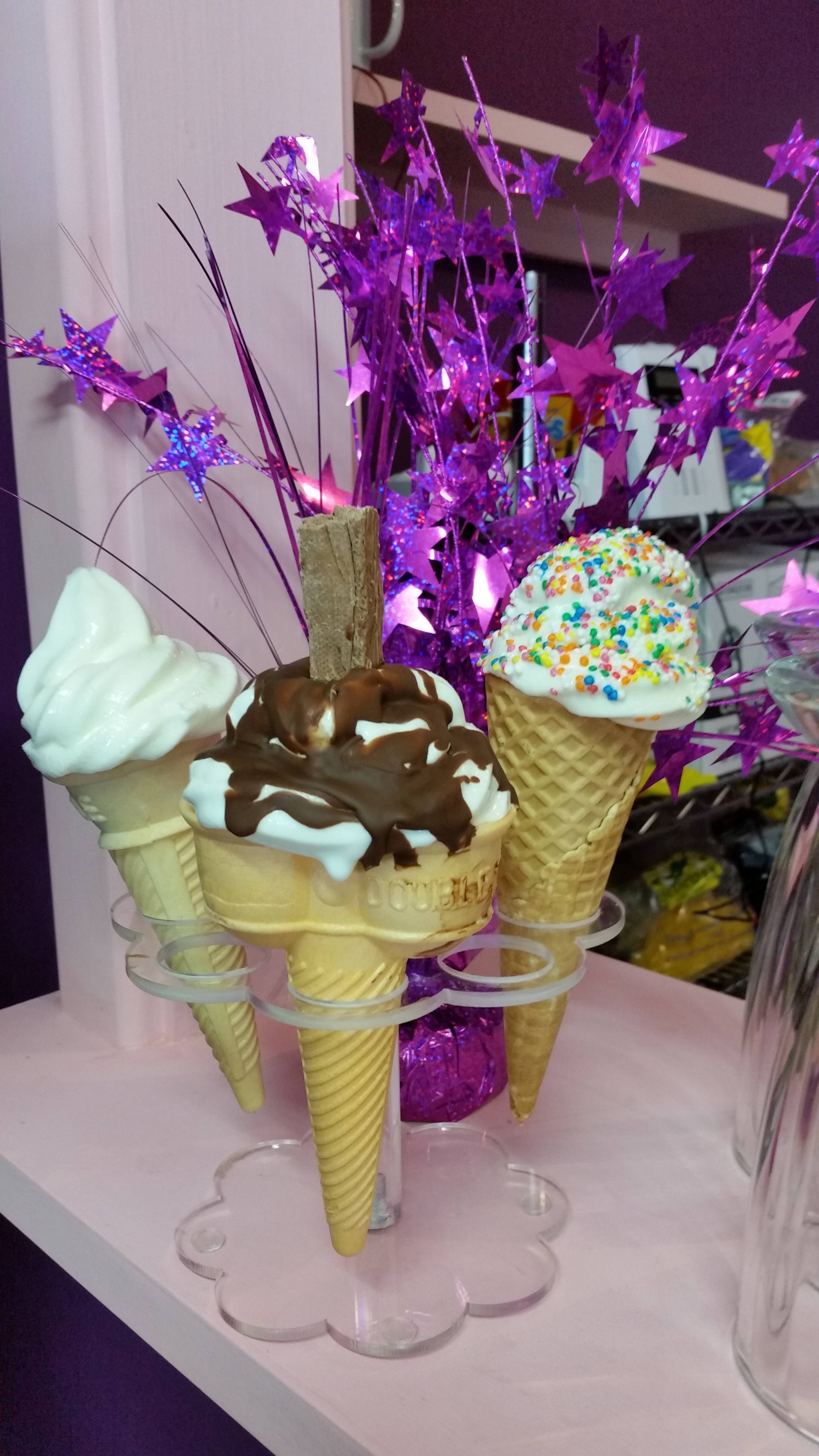 Yummylicious Candy Shack - Logo
