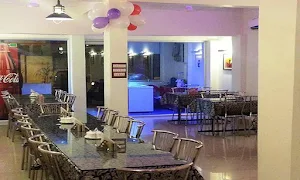 Zinger Restaurant - Cover photo