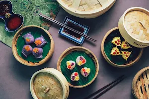 Zubi - Asian Bistro - Logo