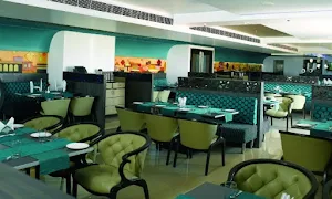 Zuka - Hotel One Place - Logo