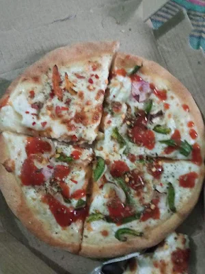 ZZZ Pizza - Logo