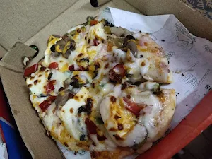 ZZZ Pizza Point - Logo